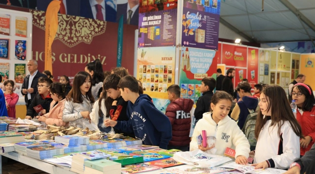 Gebze Kitap fuarı ilk günden yoğun ilgi gördü!