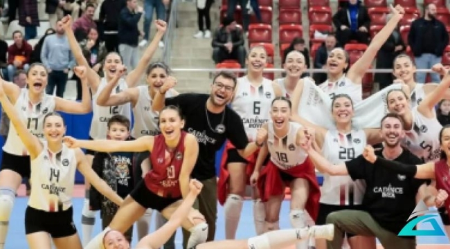 Gölcüklü voleybolcular Play Off'ta