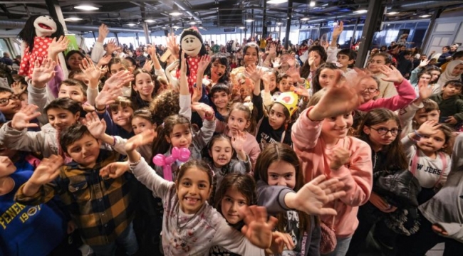 Kocaelili Çocuklar 'Kukla Marmelat'a bayıldı